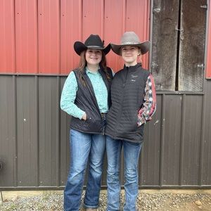 Meet your Posher, Macey